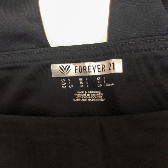 Forever 21 Cut our leggings Small - Picture 4 of 4